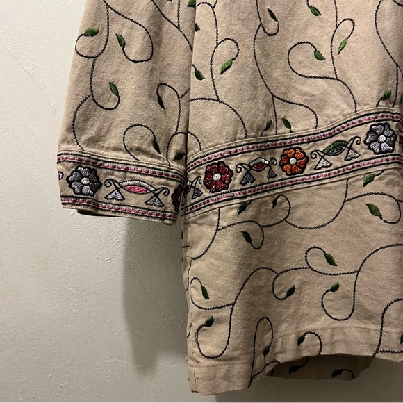 Vintage Denim & Co. Large Embroidered Denim Floral and Vine Shirt - Picture 3 of 12